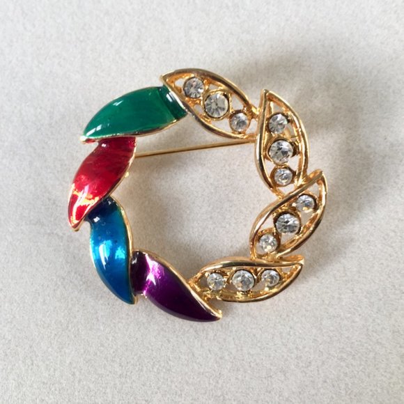 Lovely Vintage Hummingbird & Circle Rhinestone & Enamel Two Piece Pin Set - Picture 2 of 4